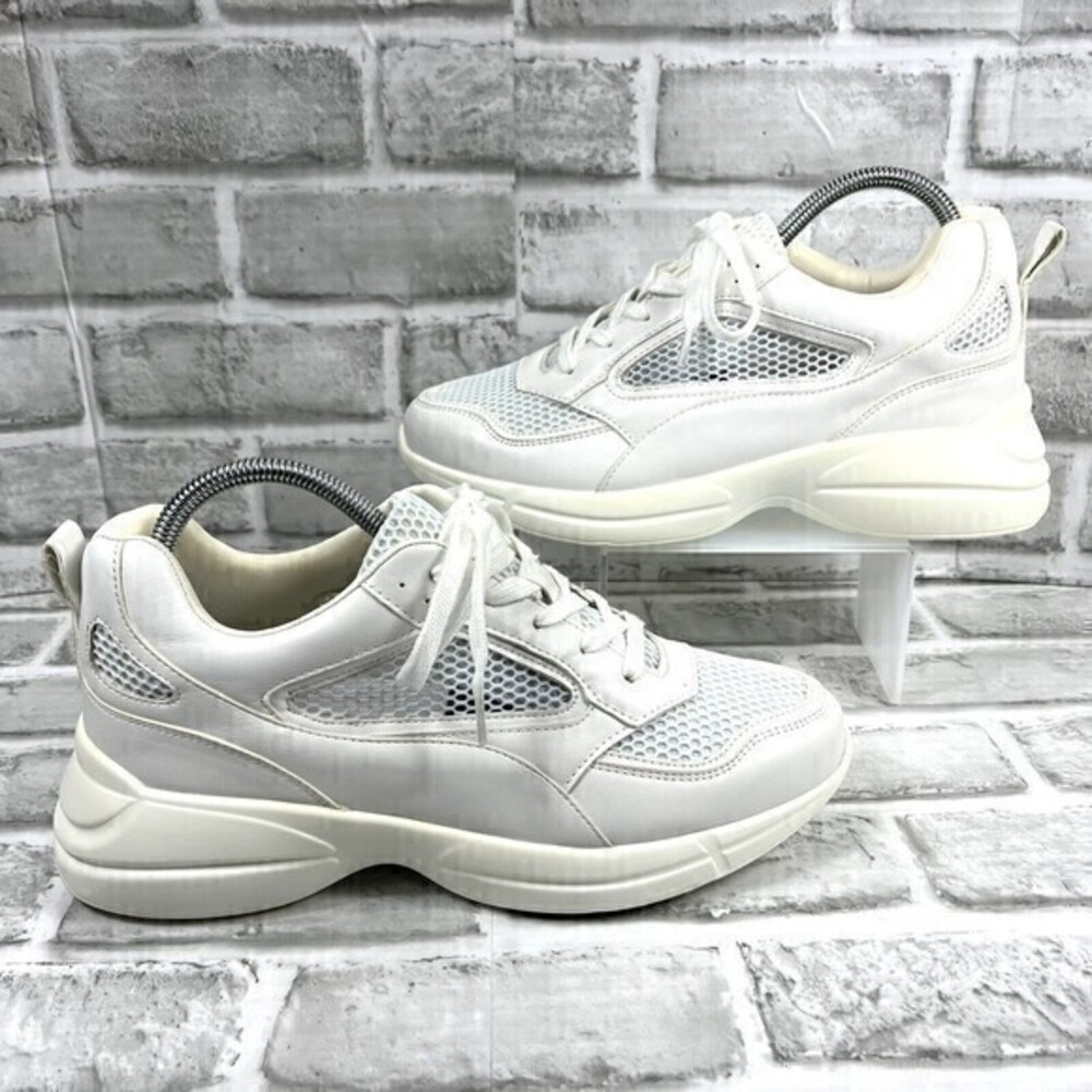 Material Girl Mossiana2 Women’s Size 8.5 Chunky White Wedge Sneakers